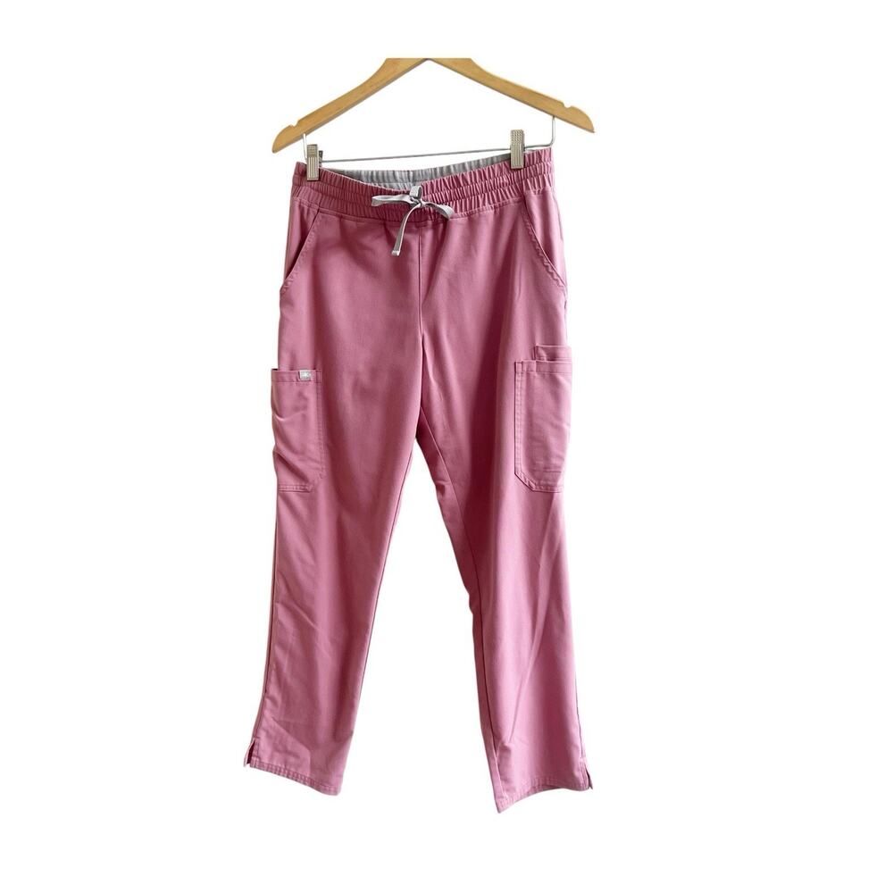 Beyond Scrubs 9 Pocket Tapered Leg Cargo Pant In Strawberry Mousse Petite Small